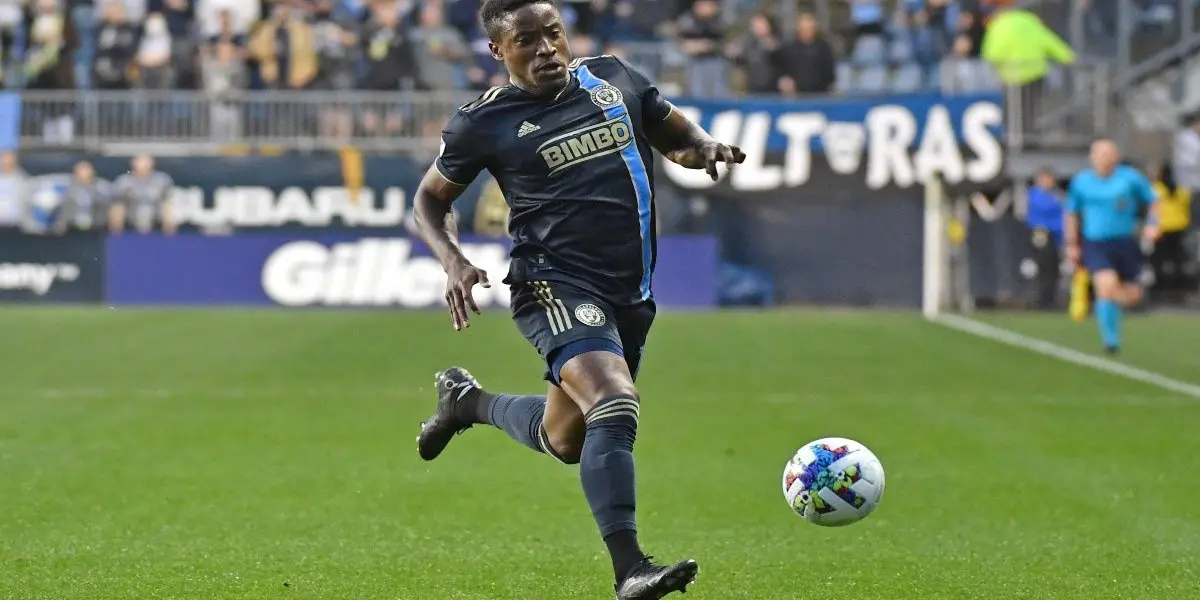 Tras la eventual salida de Gabriel Costa, en Colo Colo están buscando un reemplazo lo más rápido posible.