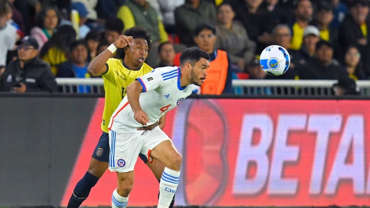 Un exDT barrió con el partido de La Roja.