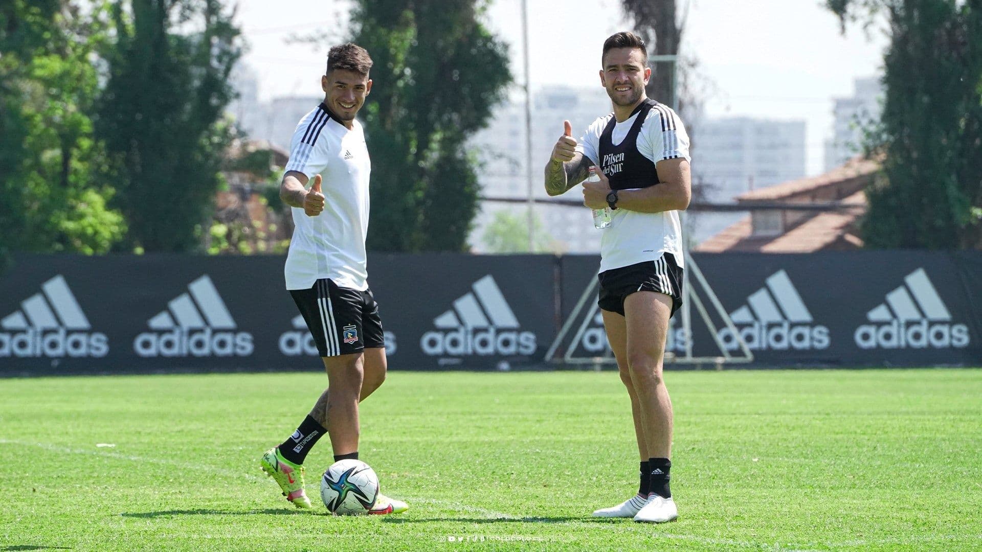Un joven zaguero que llegó a probarse a inicios de temporada, ya está en carpeta de clubes que quieren darle más minutos que en Colo Colo.